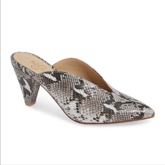 New without Box 42 Gold Snake Slipped On Heel Mule - Picture 1 of 9